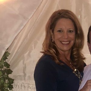 Meet your Posher, Rroxane